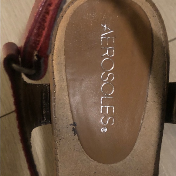 AEROSOLES Women's Burgundy Sandals - Picture 3 of 6